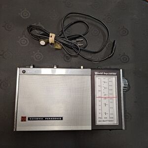 National Panasonic World Boy Custom RF-850HB 12 Transistor 8-Diode Radio, Tested